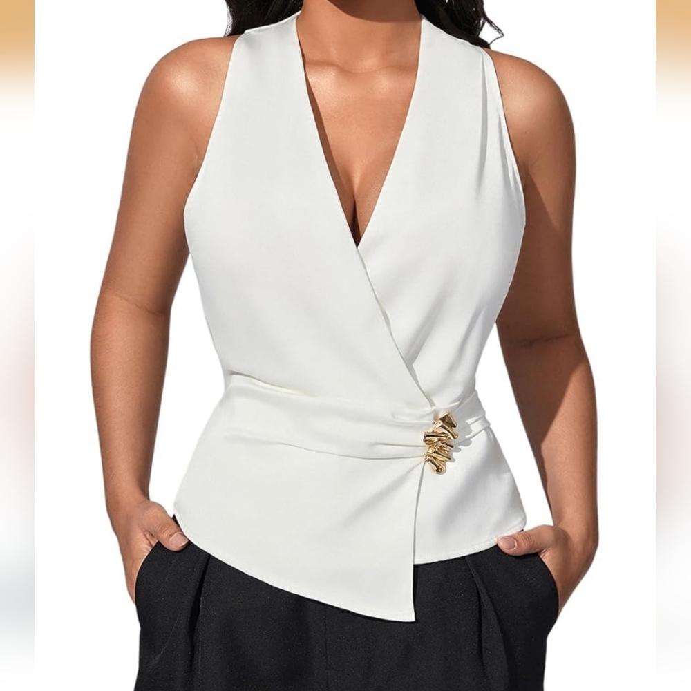 Chic White Sleeveless Wrap Blouse - Picture 4 of 7